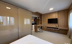 Flat Executivo • Alphaville • Al Rio Negro • Lazer Completo • Ar • Wifi